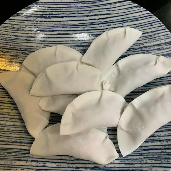 手作り餃子何個でも食べれる画像
